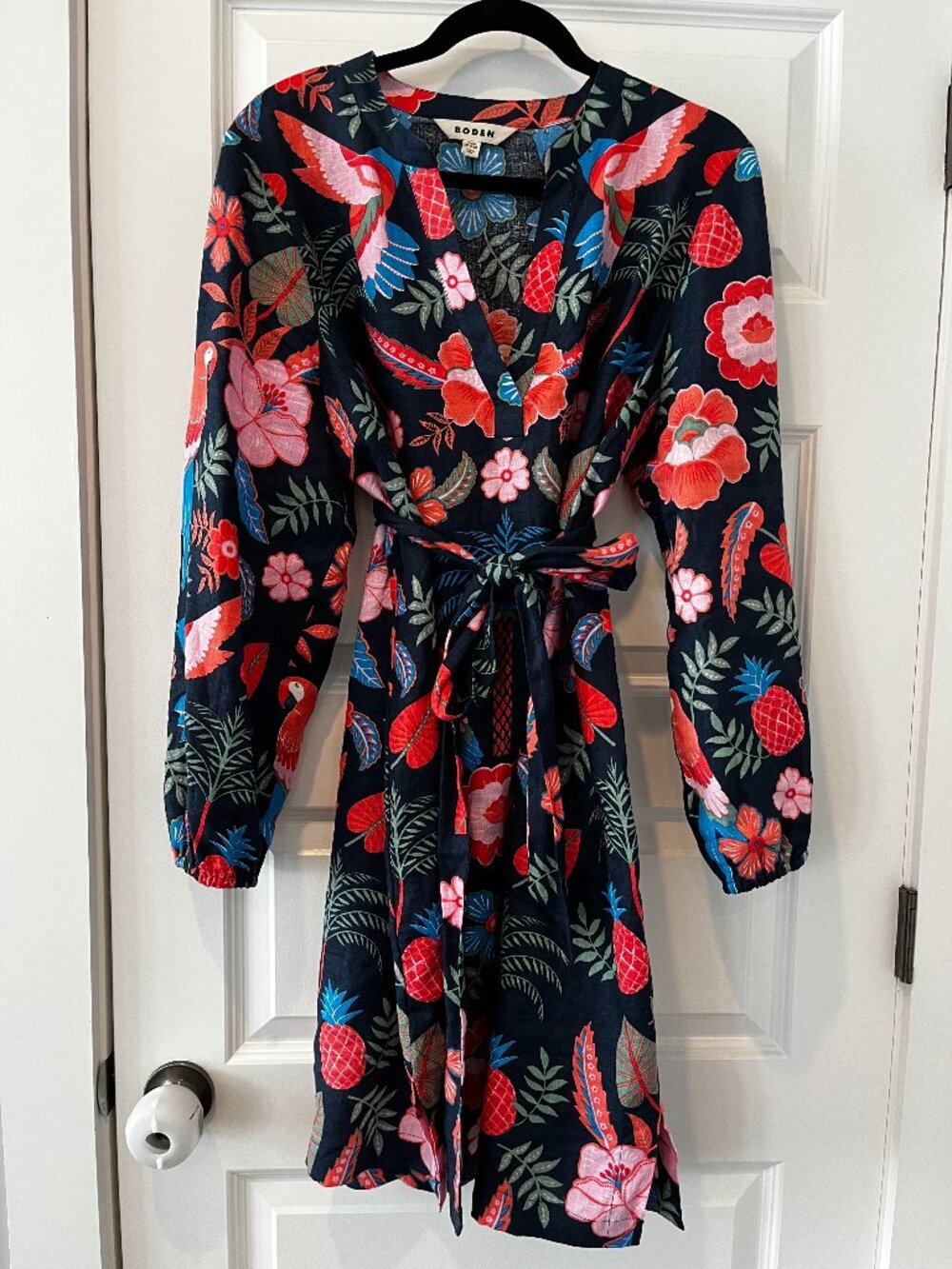 Boden Tropical Bird & Floral Print LinenTie Waist Dress | US 16-18 - Picture 2 of 5